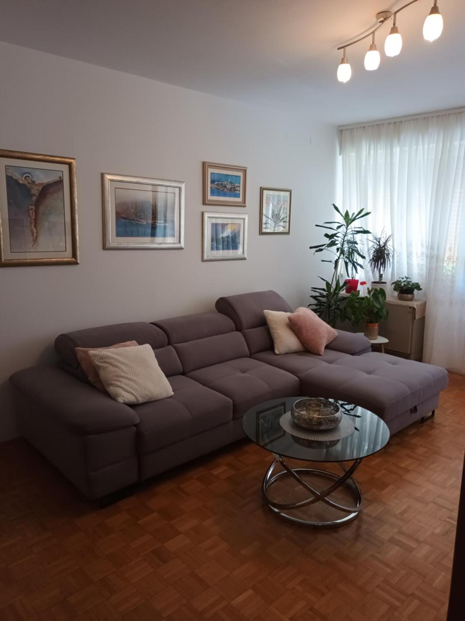 Leona Apartment-Perfect For Four Split Exterior photo